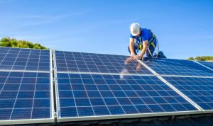 Installation et mise en production des panneaux solaires photovoltaïques à La Guerche-de-Bretagne